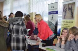 Minitargi edukacyjne w Gimnazjum nr 17